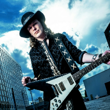 Anthony Gomes